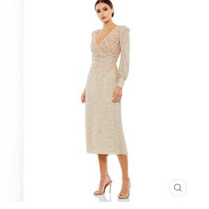 NWT Mac Duggal SEQUINED V NECK BISHOP SLEEVE DRESS size 10